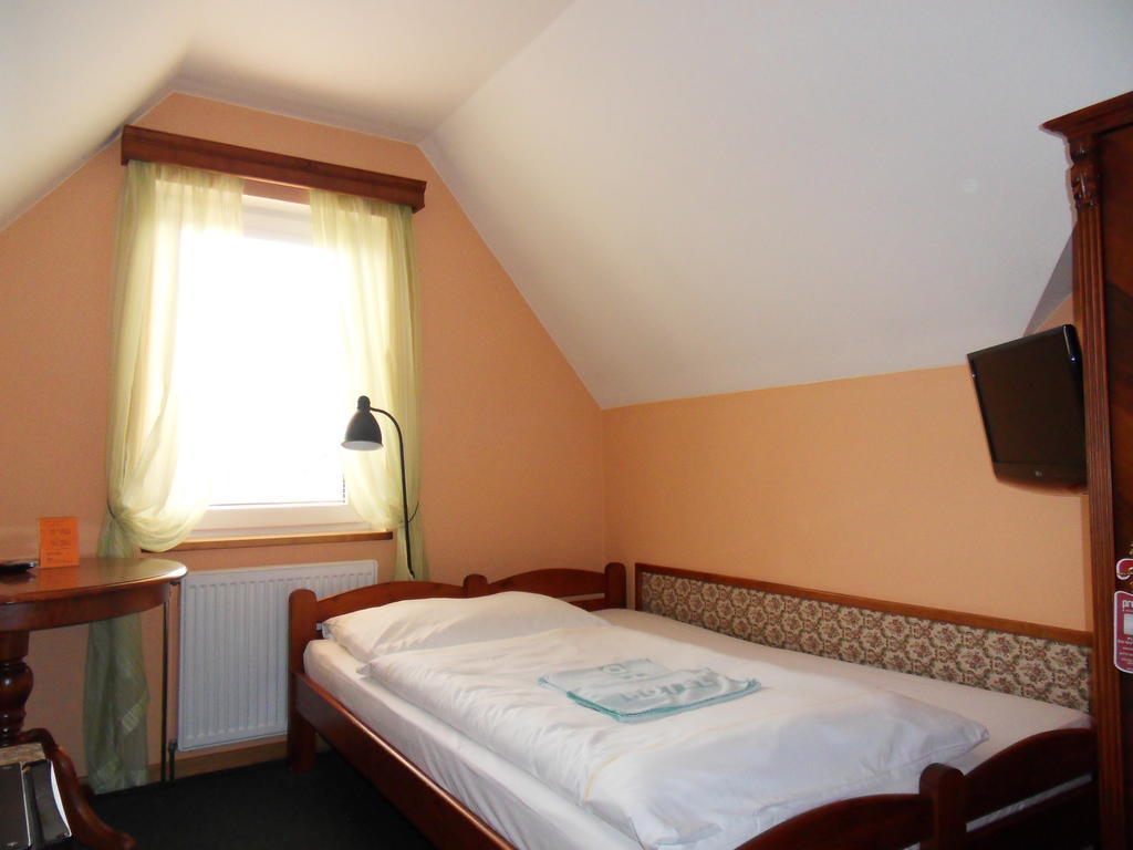 Hotel Garni Na Havlíčku Kutná Hora Quarto foto